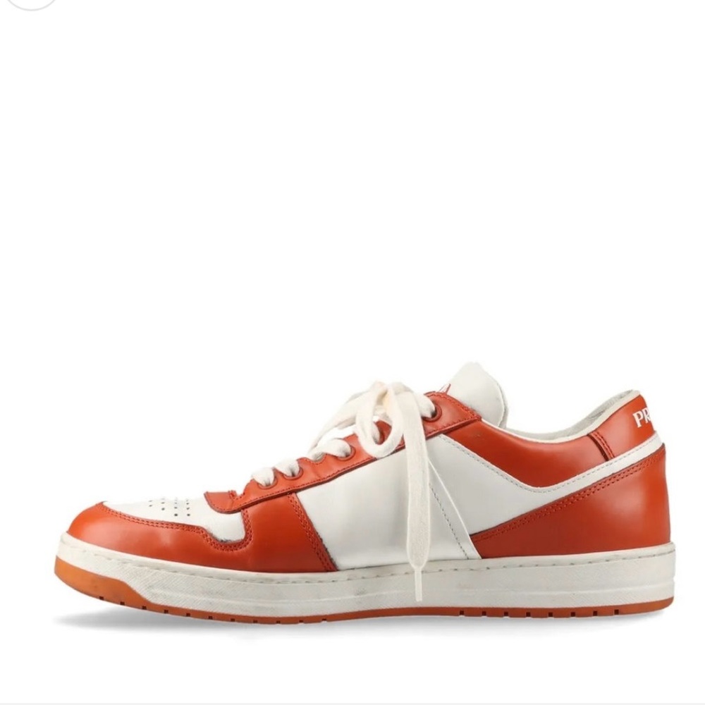 Prada downtown sneaker, iconic brown and White the best sneaker ❤️💣 - Picture 3 of 6